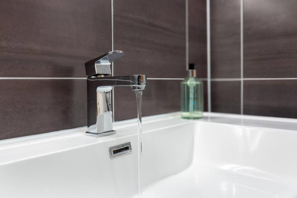 The Stylish 3-bedroom Maisonette Retreat * Stirling