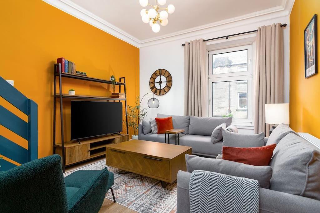 The Stylish 3-bedroom Maisonette Retreat * Stirling