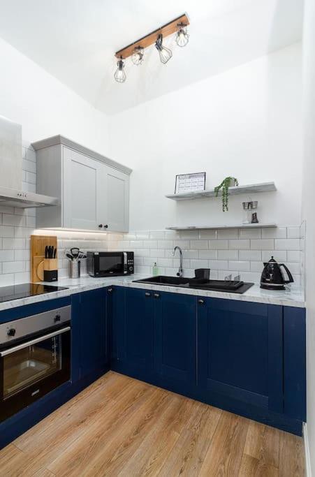 The Stylish 3-bedroom Maisonette Retreat *