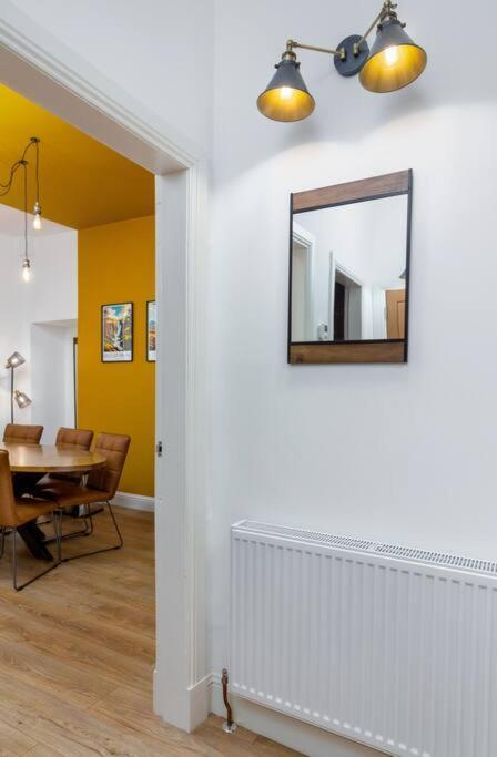The Stylish 3-bedroom Maisonette Retreat Apartment *