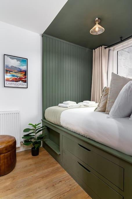 Apartment The Stylish 3-bedroom Maisonette Retreat